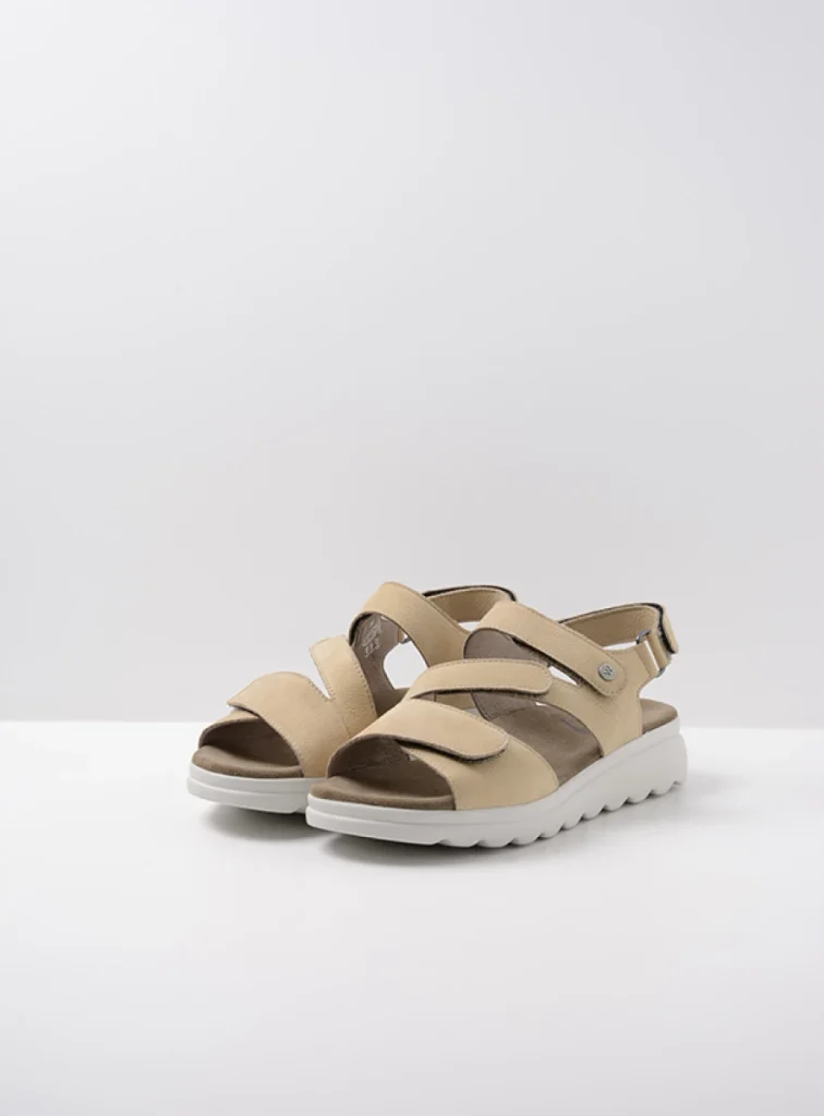 Wolky Sandalen 01526 Yard 11390 Nubukleder beige