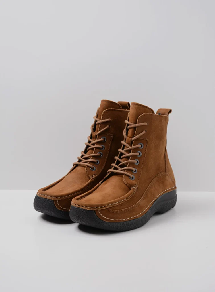 Wolky Hohe Schnürschuhe 06201 Roll Boot 11430 Nubukleder cognac