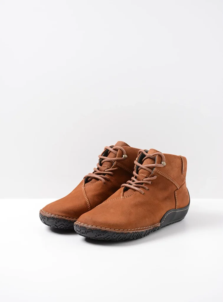 Wolky Hohe Schnürschuhe 08361 Mokola 11430 Nubukleder cognac